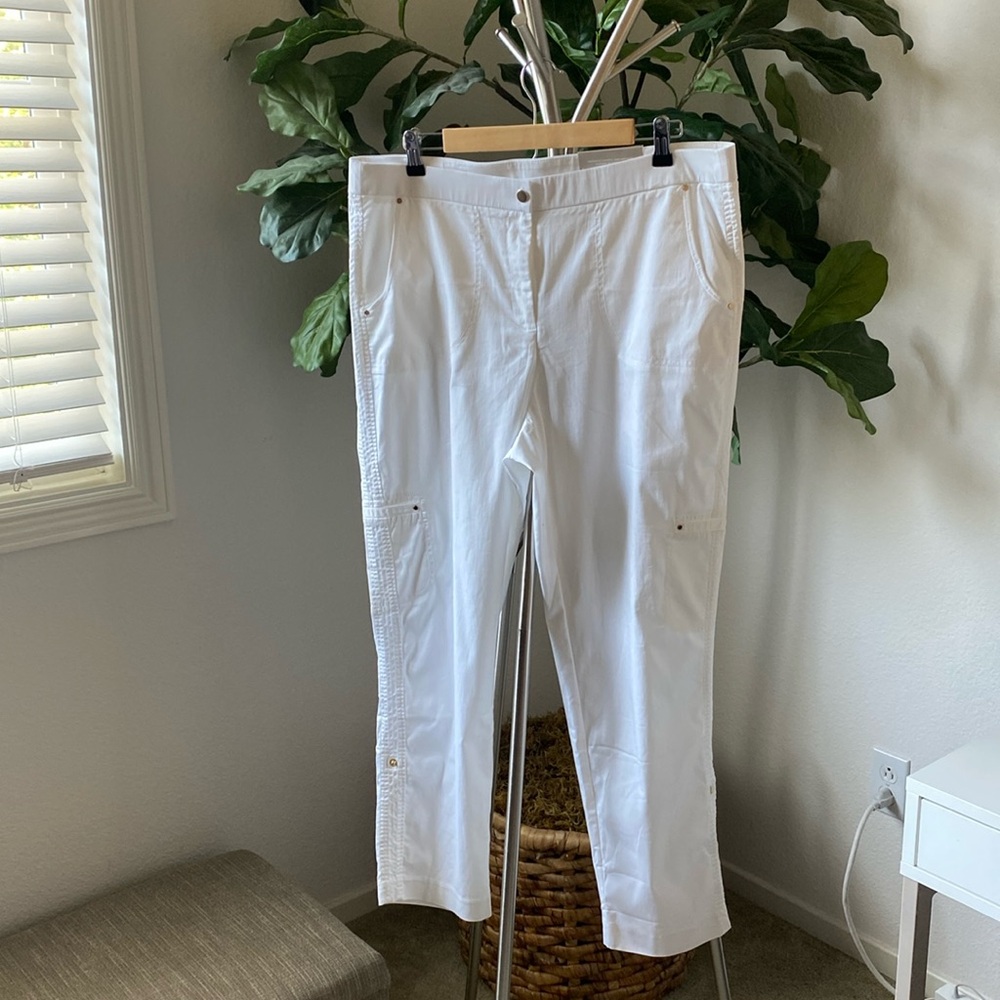Chico’s | Women’s White Secret Stretch Convertible Straight Leg - Size 14